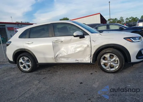 2025 Honda Hr-V 2Wd Lx z USA, uszkodzony, nr VIN 3CZRZ1H39SM743428